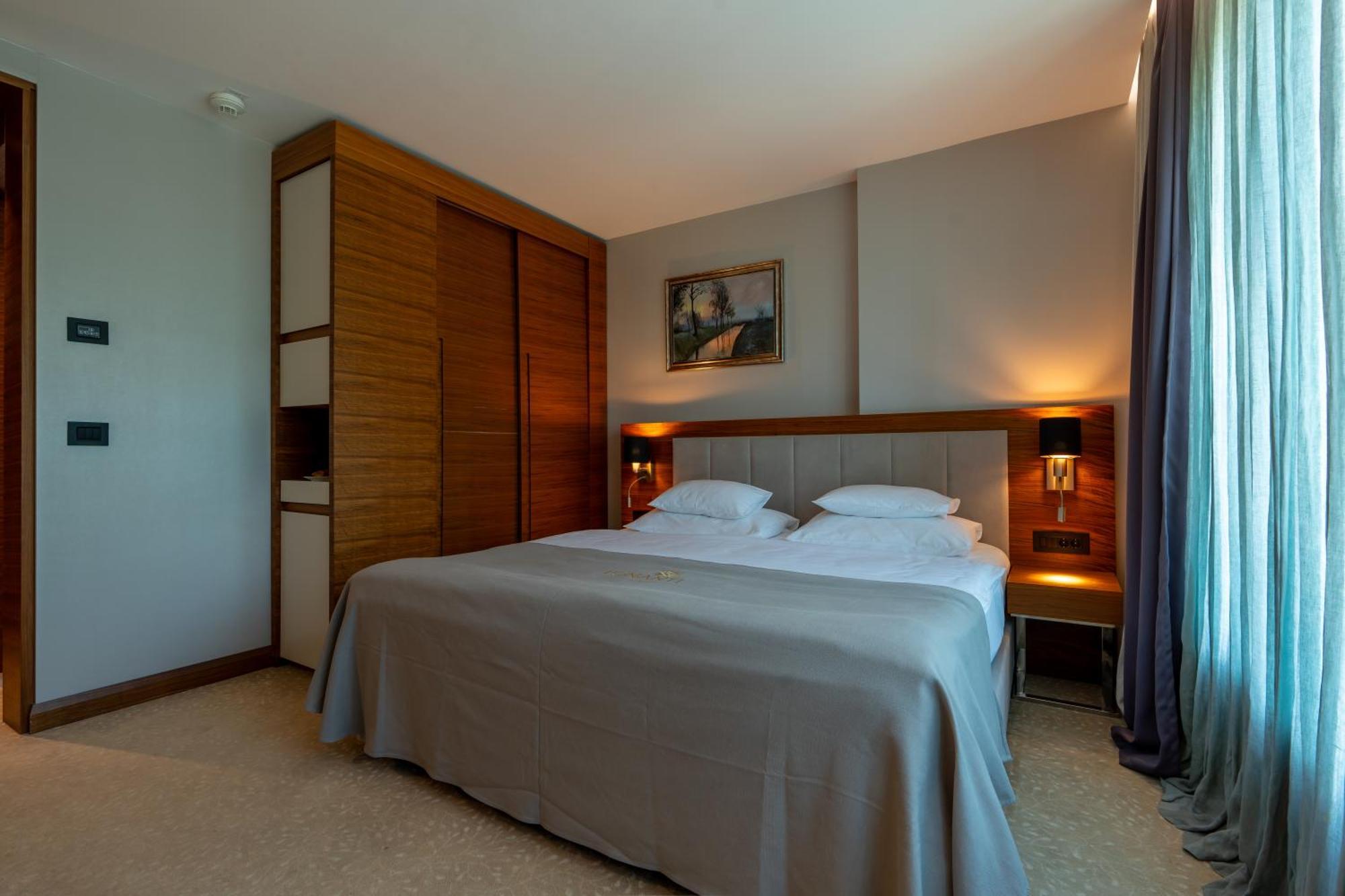 Hotel Tonanti Vrnjačka Banja Esterno foto